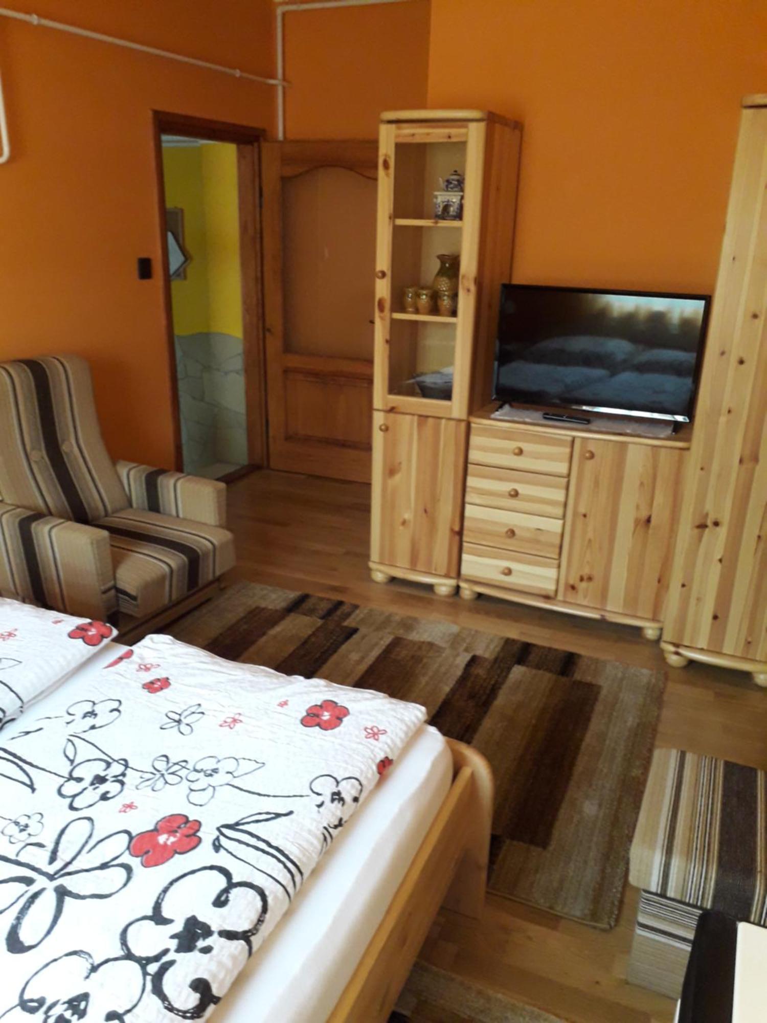 Kelemen Apartmanok Abádszalók Exterior foto