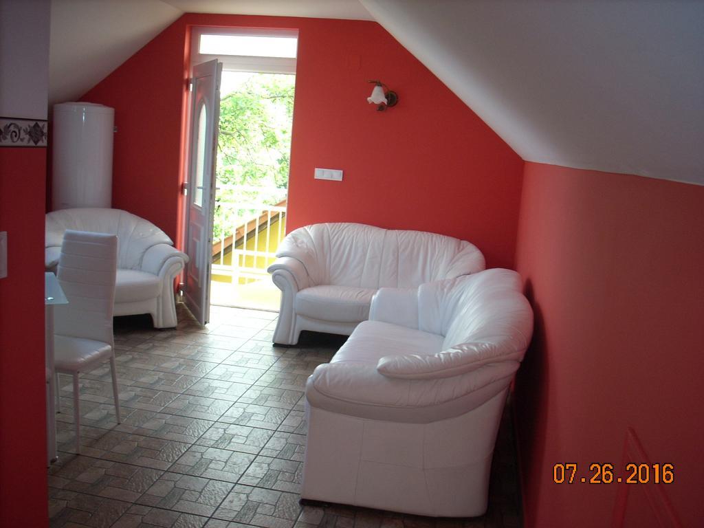Kelemen Apartmanok Abádszalók Exterior foto