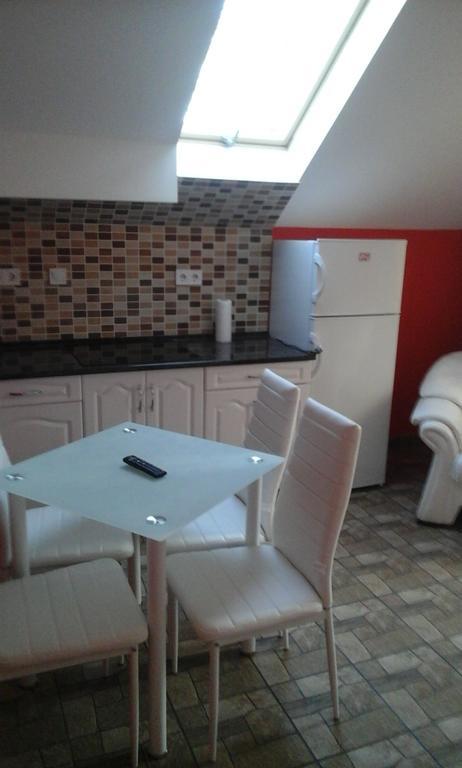 Kelemen Apartmanok Abádszalók Exterior foto
